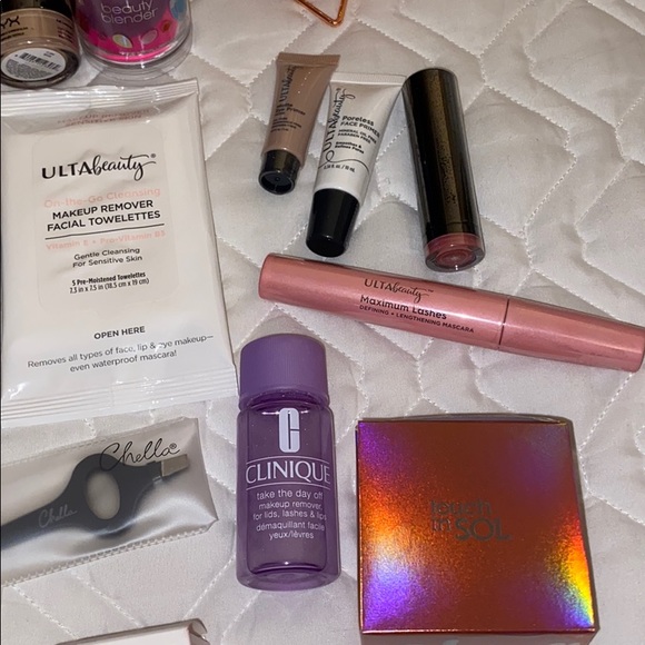 Beauty Bundle! - Picture 4 of 7